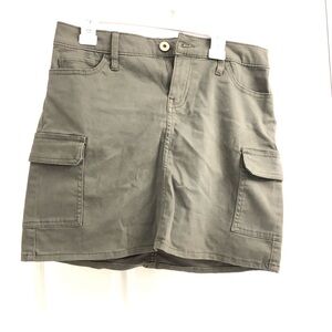 Abercrombie Kids  olive green  Girls mini Skirt sz 13 / 14 EUC